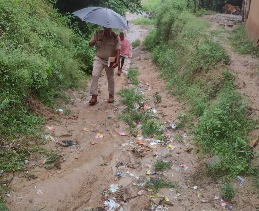 आदिवासी महिला ने फांसी लगाकर की आत्महत्या