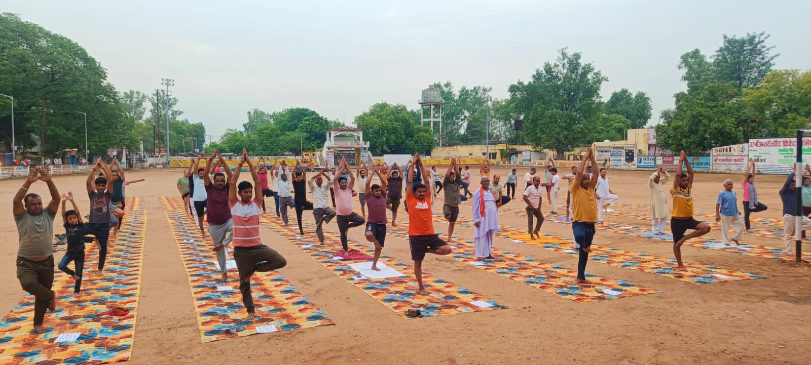 दशम अंतर्राष्ट्रीय योग दिवस पर रामलीला मैदान में लोगों का दिखा अत्यधिक उत्साह