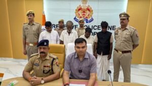13 साल से लापता युवक बनकर परिवार को ठगने वाला गिरोह बेनकाब, 4 गिरफ्तार