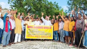 विंध्य एक्सप्रेसवे के विरोध में किसानों का हल्लाबोल, बोले- जान दे देंगे लेकिन जमीन नहीं देंगे