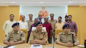 कंटेनर के गुप्त केबिन में छिपा था 6 क्विंटल 25 किलो गांजा, दो तस्कर गिरफ्तार