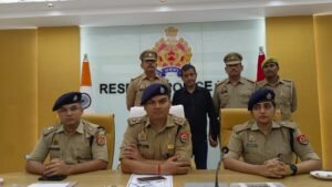 10 लाख की हेरोइन के साथ तस्कर गिरफ्तार, नेटवर्क खंगाल रही पुलिस।
