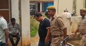 खनन कारोबारी पूर्व सपा नेता इस्तियाक अहमद खान मुंबई से गिरफ्तार, जाने पूरा मामला